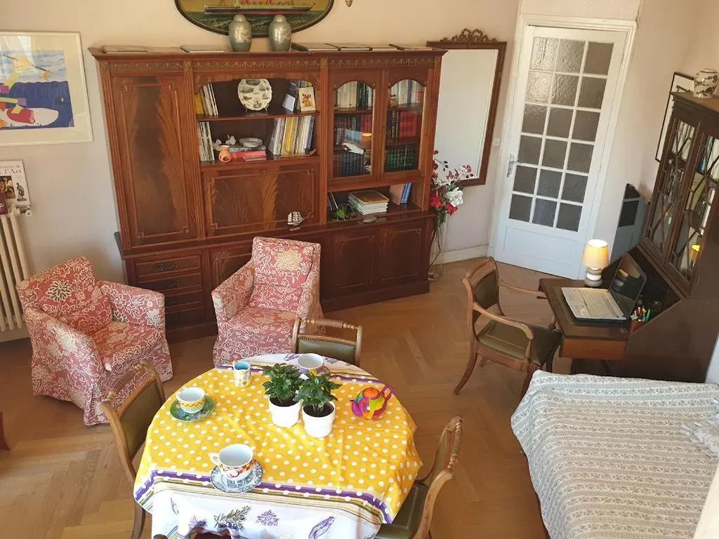 Grand Appartement Art Deco Plein Centre Face Gare Sncf Nice Apartment